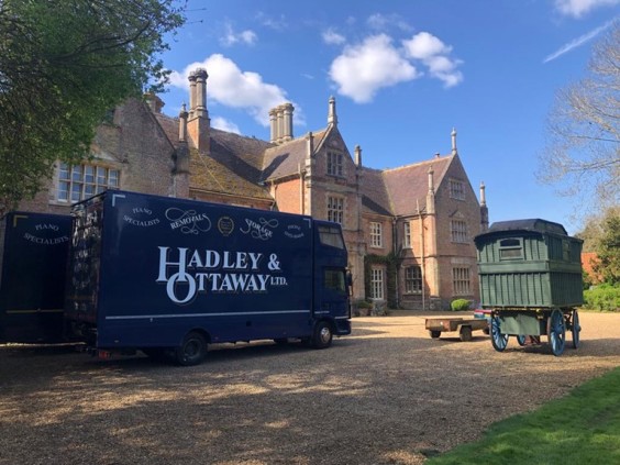 Hadley Ottaway Move large scale