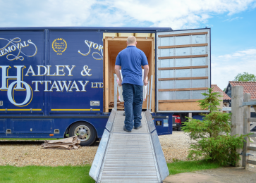 hadley and ottaway removals company good reviews